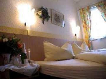 Hotel Goldenes Fass Würzburg Esterno foto