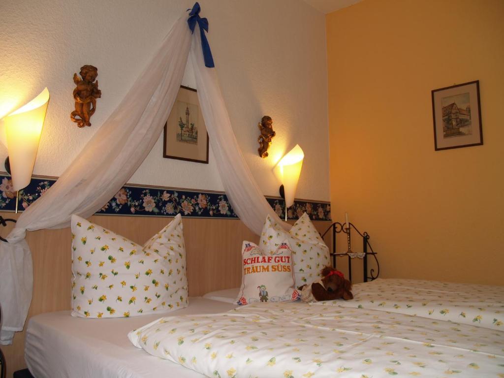 Hotel Goldenes Fass Würzburg Esterno foto